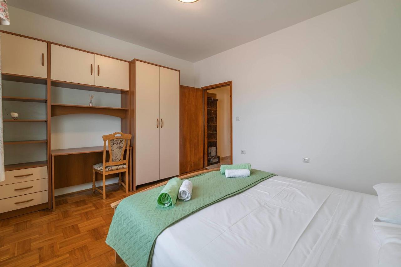 Kaštelir Villa Margerita With Private Pool, Yard And Parking מראה חיצוני תמונה