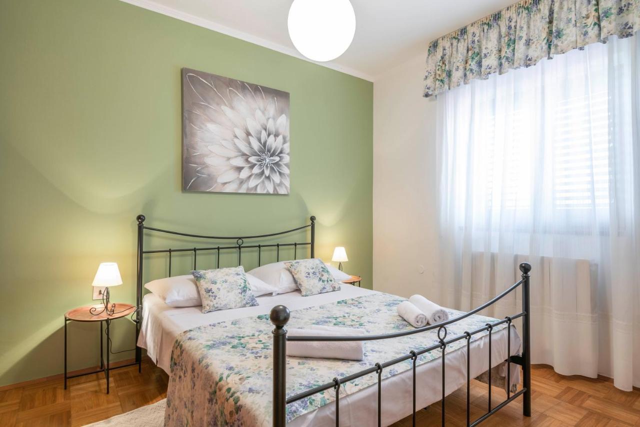 Kaštelir Villa Margerita With Private Pool, Yard And Parking מראה חיצוני תמונה