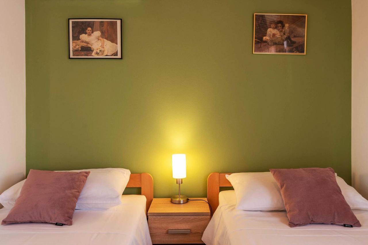 Kaštelir Villa Margerita With Private Pool, Yard And Parking מראה חיצוני תמונה